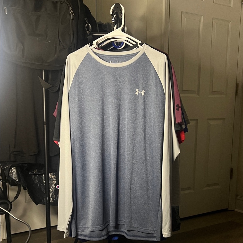 Under Armour Men's Long Sleeve Shirt in Blue and Gray